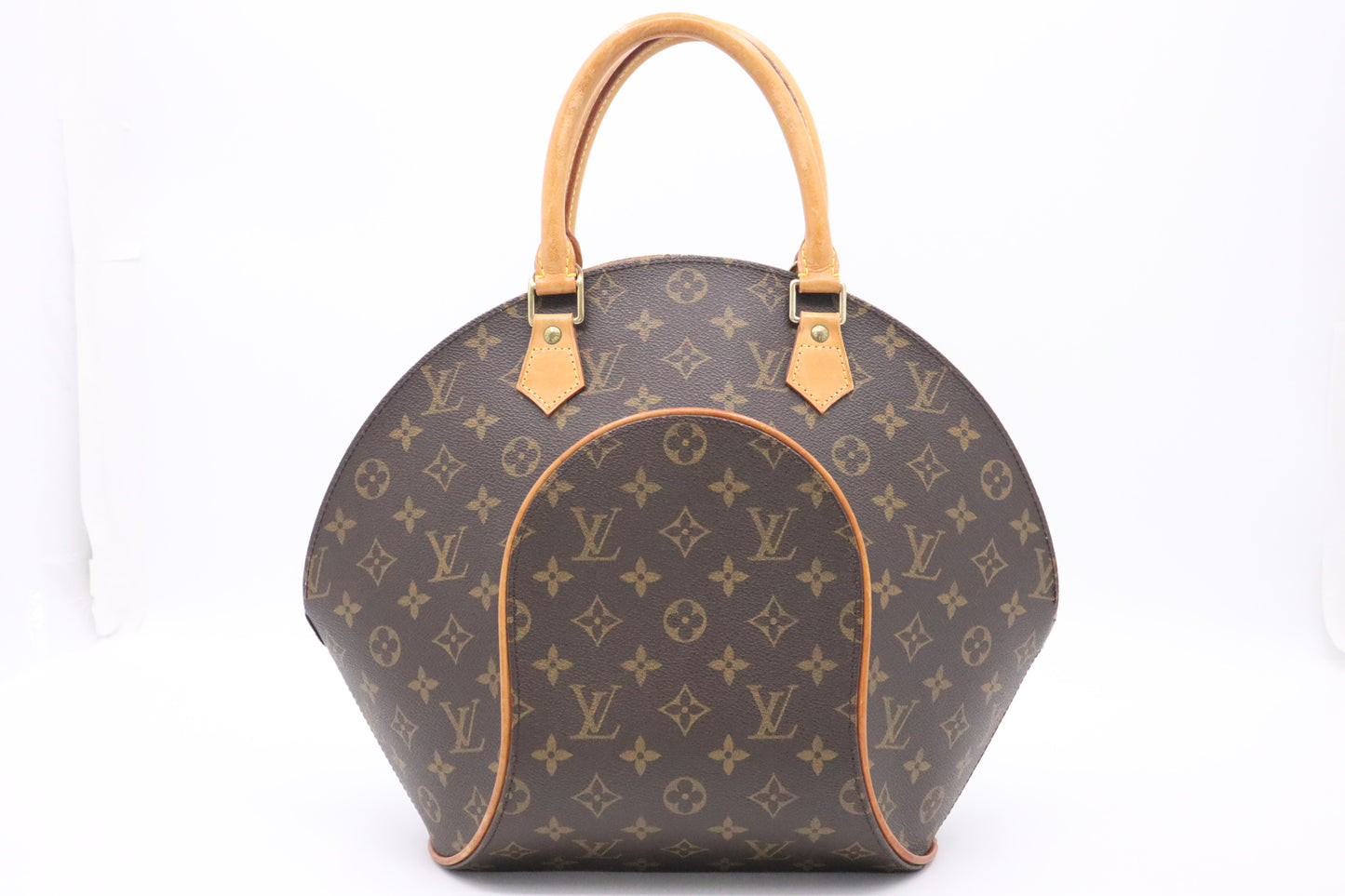 Louis Vuitton Ellipse MM in Monogram Canvas