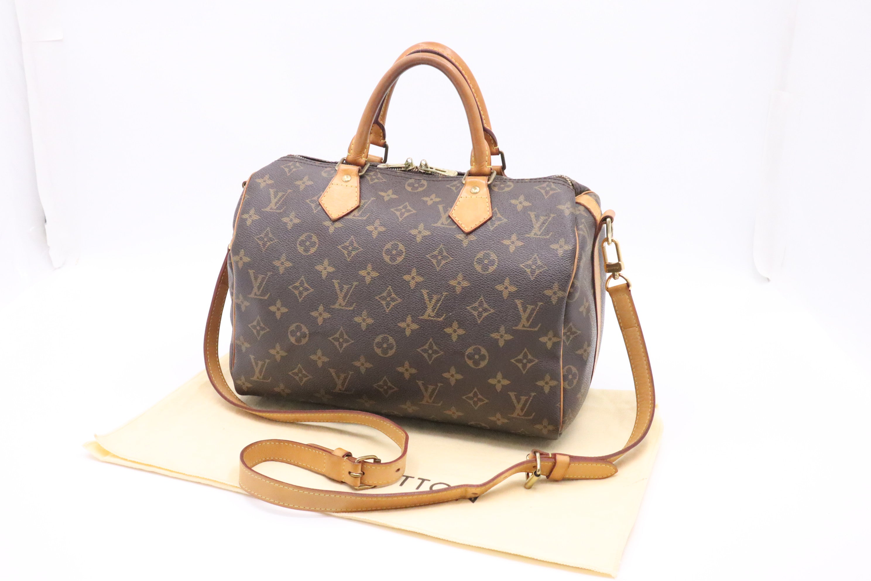 Louis Vuitton Speedy 30 Bandouliere in Monogram Canvas – Weekly Lux Drop