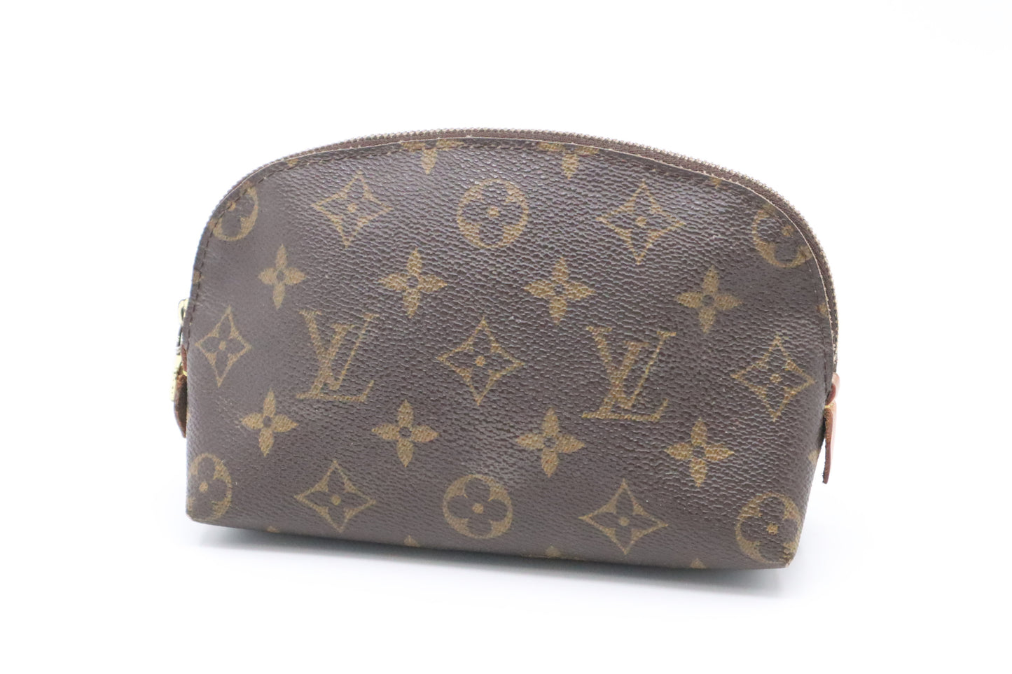 Louis Vuitton Pochette Cosmetics PM in Monogram Canvas